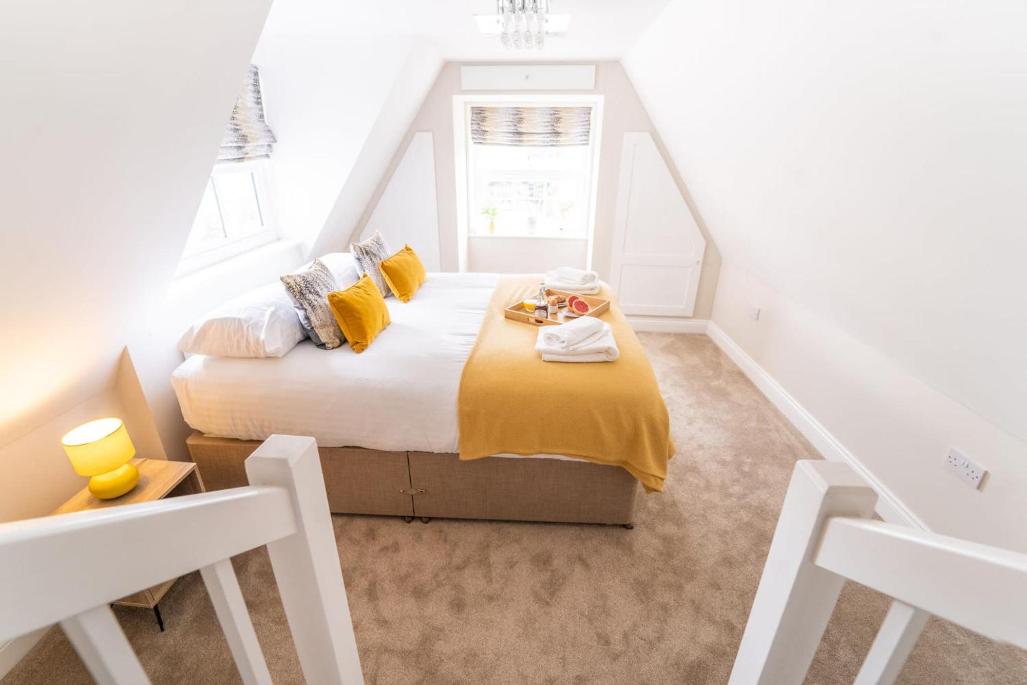 King Street Penthouse - 2 Bed Apartment