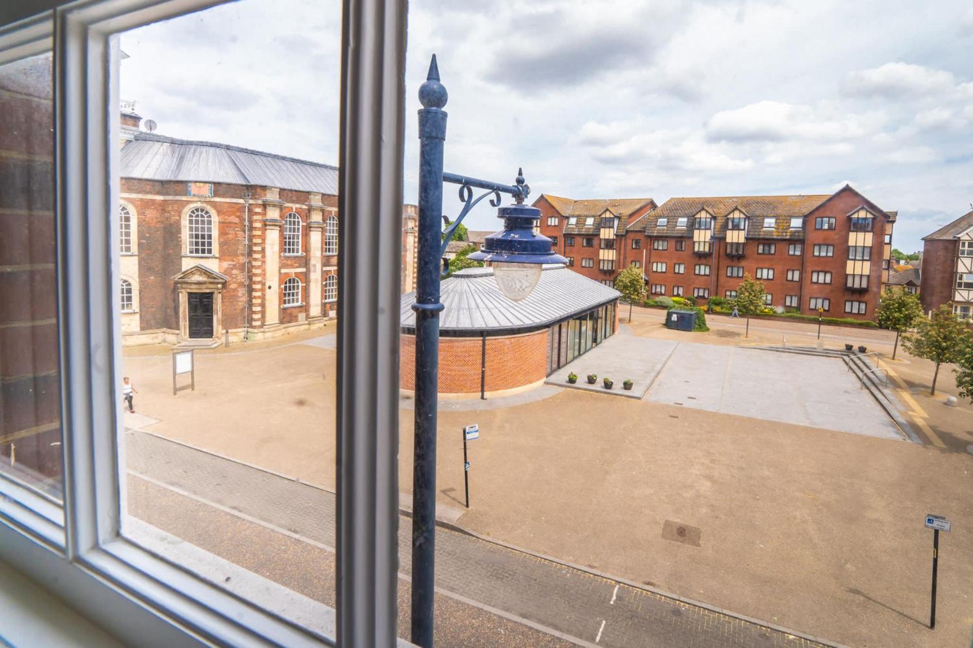 King Street Penthouse - 2 Bed Apartment *